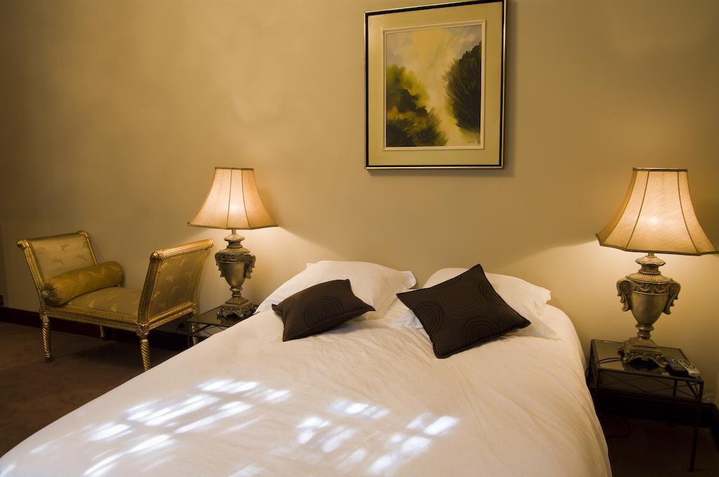 Hostellerie Restaurant Les Gorges De L'Aveyron Bruniquel Ngoại thất bức ảnh