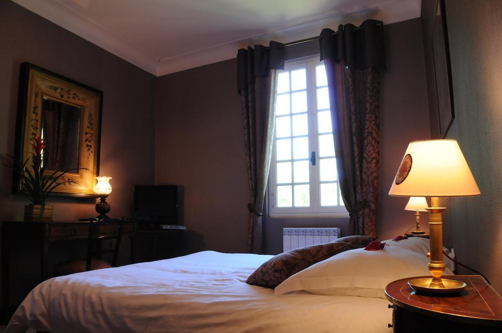 Hostellerie Restaurant Les Gorges De L'Aveyron Bruniquel Ngoại thất bức ảnh