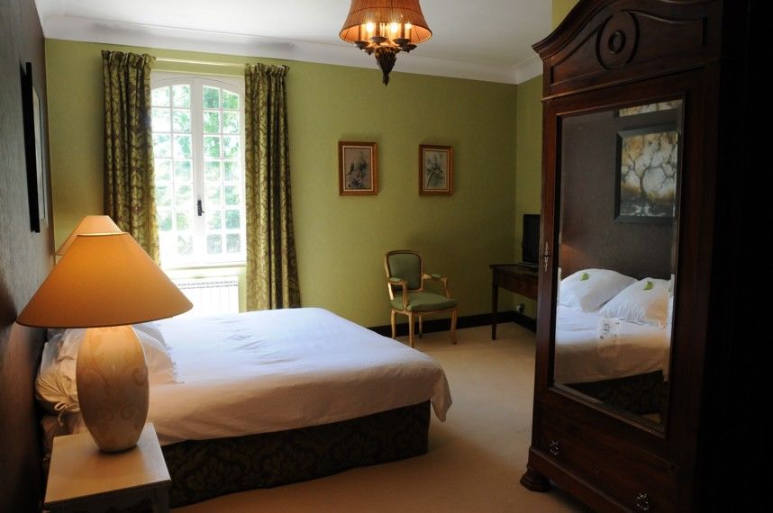 Hostellerie Restaurant Les Gorges De L'Aveyron Bruniquel Ngoại thất bức ảnh