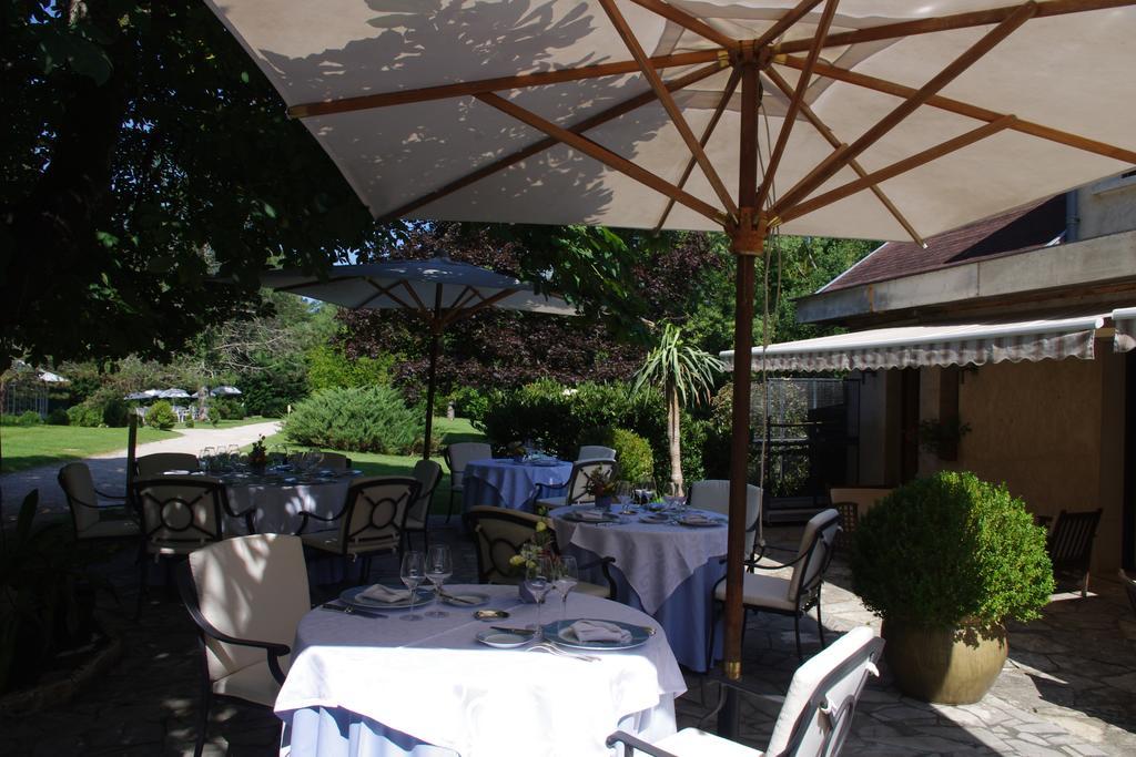 Hostellerie Restaurant Les Gorges De L'Aveyron Bruniquel Ngoại thất bức ảnh